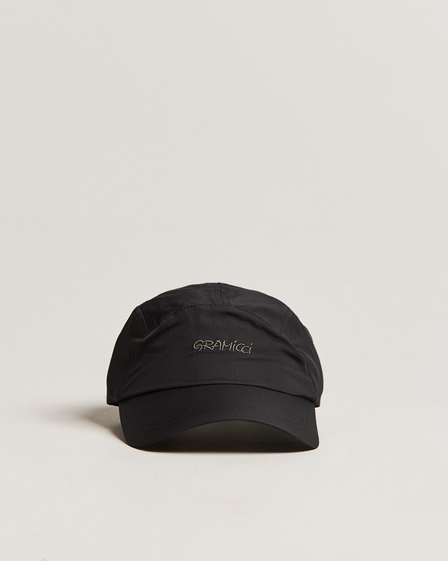 Hombres | Gramicci Light Ripstop Strap Cap Black | Gramicci | Light Ripstop Strap Cap Black