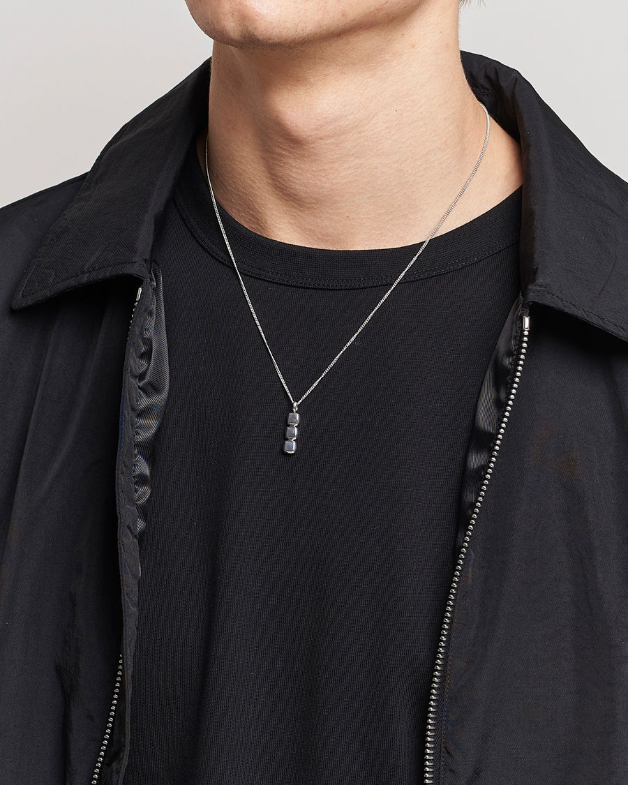 Hombres | Tom Wood Mini Cushion Pendant Necklace Silver | Tom Wood | Mini Cushion Pendant Necklace Silver