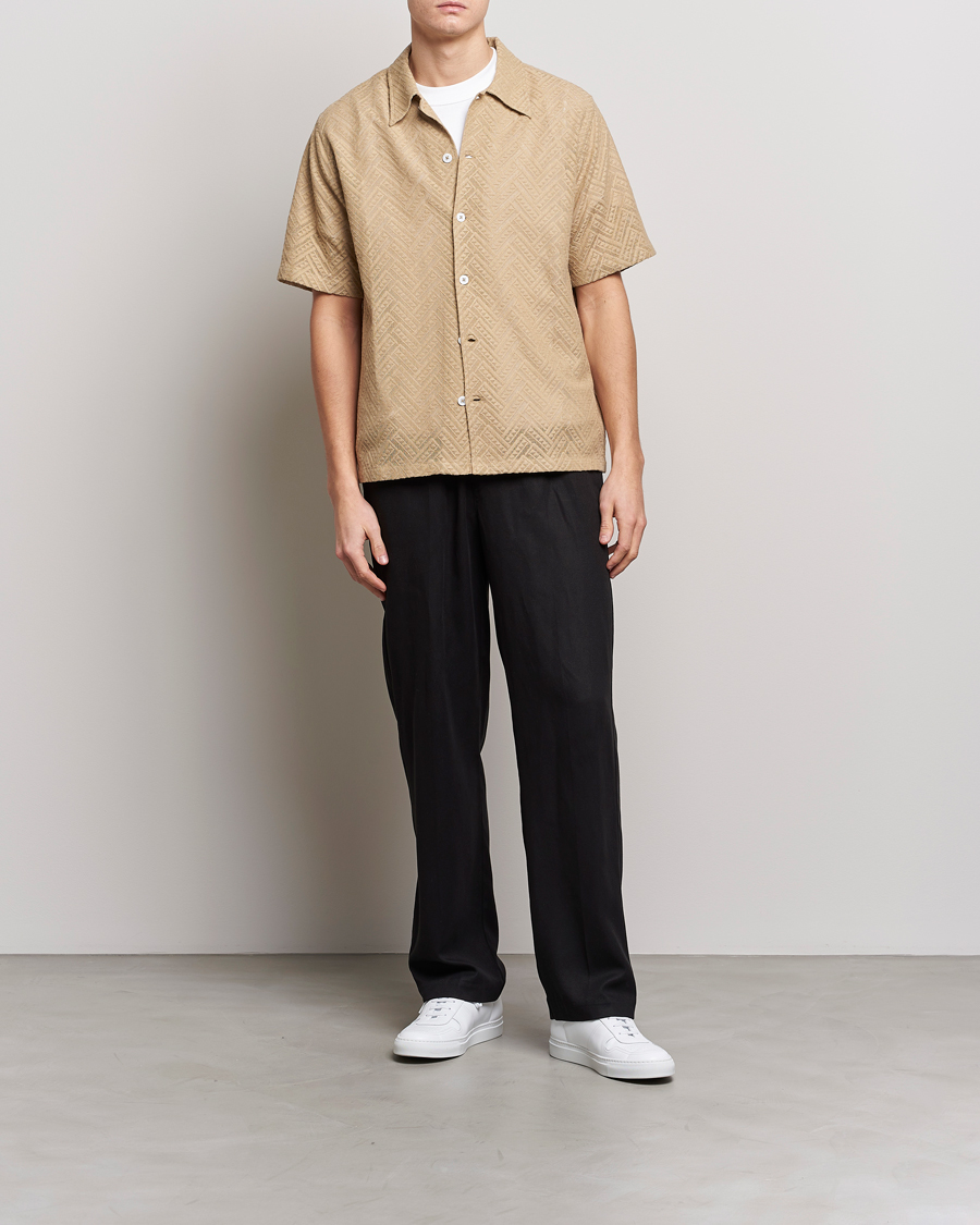 Hombres | Camisas | Sunflower | Spacey Herringbone Camp Shirt Khaki