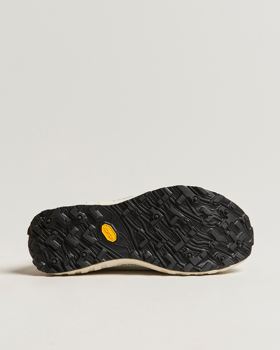 Hombres | Norda 001 Running Sneakers White/Forest | Norda | 001 Running Sneakers White/Forest