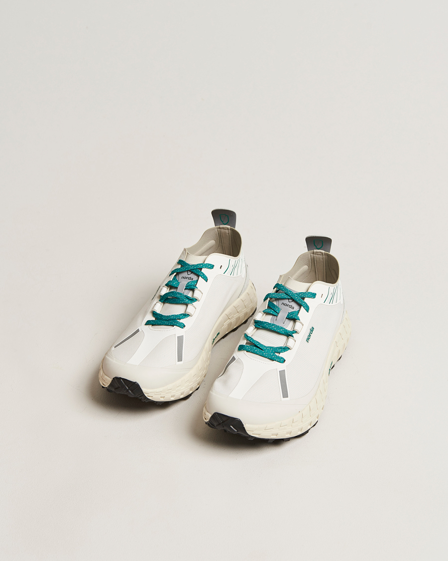 Hombres | Norda 001 Running Sneakers White/Forest | Norda | 001 Running Sneakers White/Forest