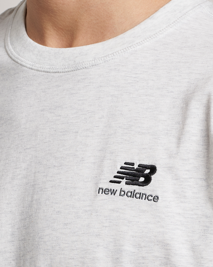Hombres | Camisetas | New Balance | Essentials T-Shirt Sea Salt Heather