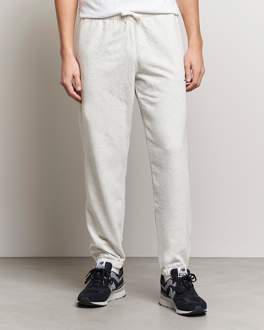Hombres | Pantalones | New Balance | Essentials Sweatpants Sea Salt Heather