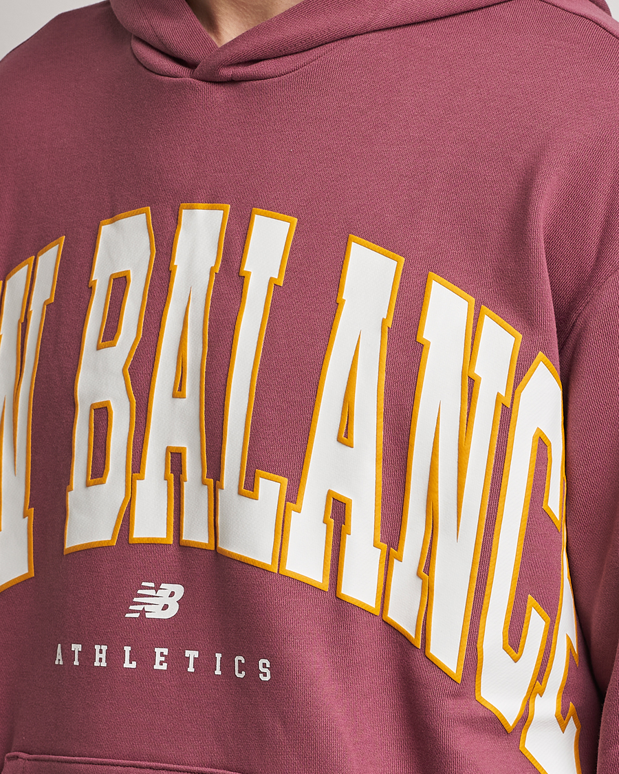 Hombres | Jerséis y prendas de punto | New Balance | Athletics Warped Hoodie Washed Burgundy