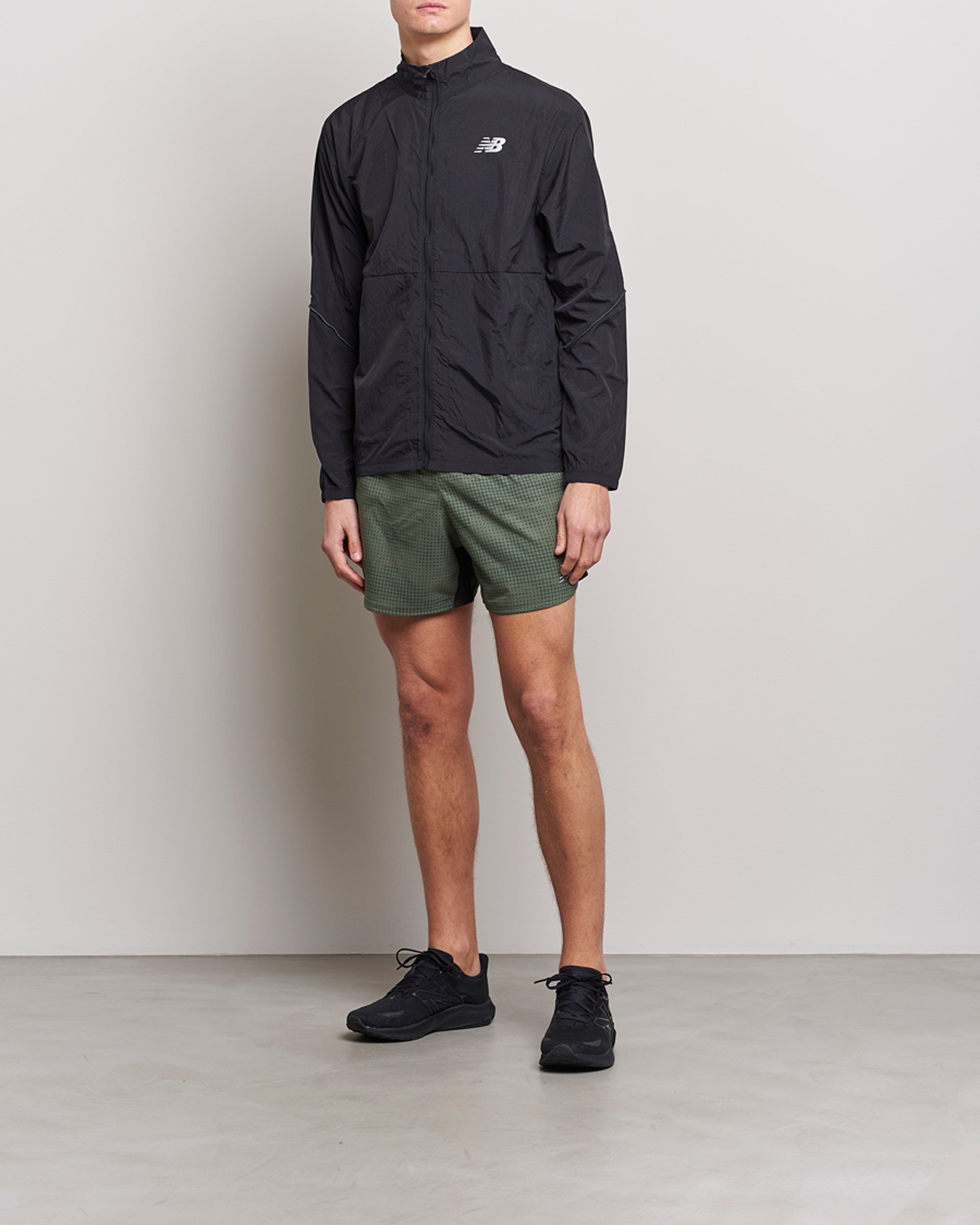 Hombres | Pantalones cortos | New Balance Running | Impact Run 5 Inch Shorts Deep Olive