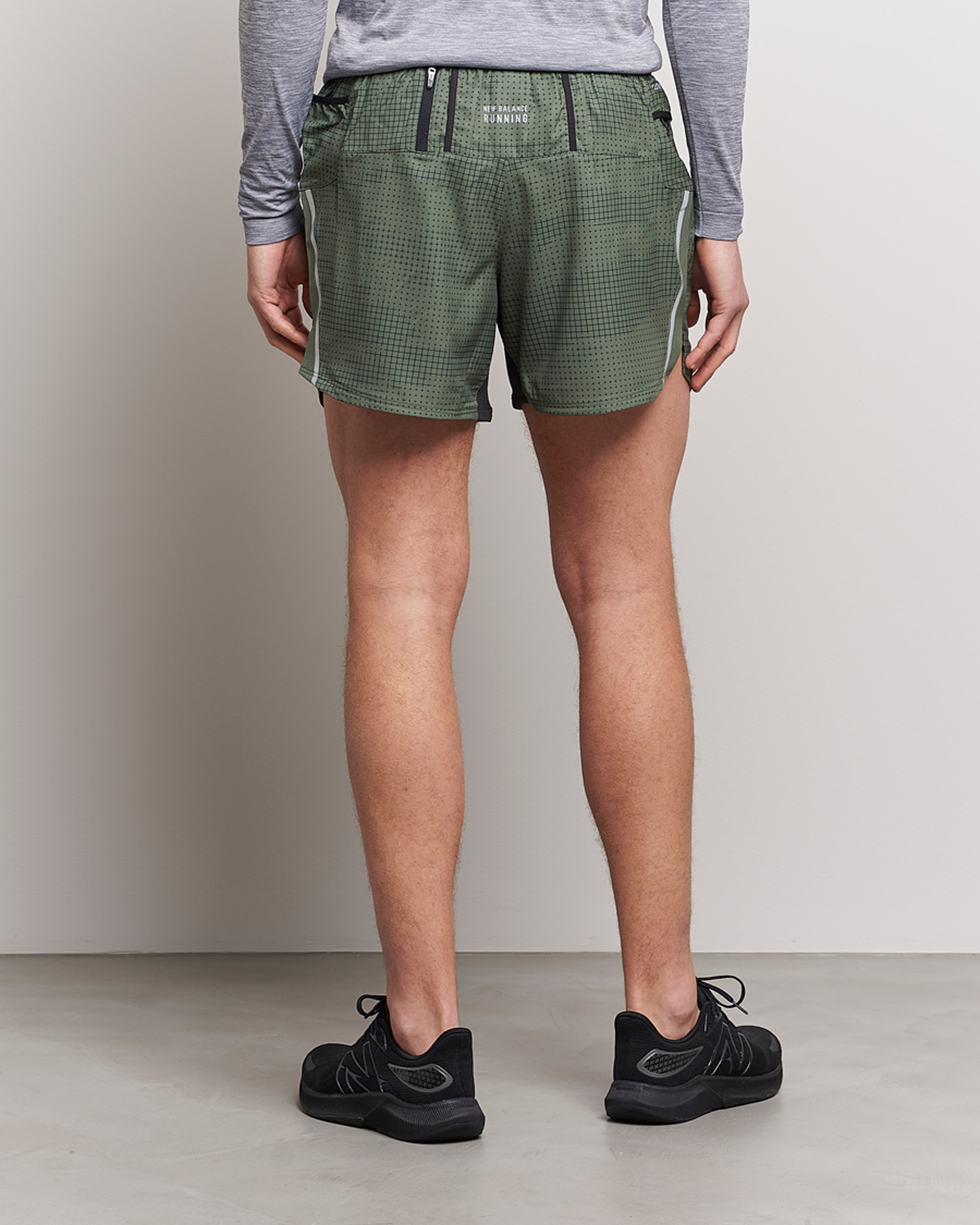 Hombres | Pantalones cortos | New Balance Running | Impact Run 5 Inch Shorts Deep Olive