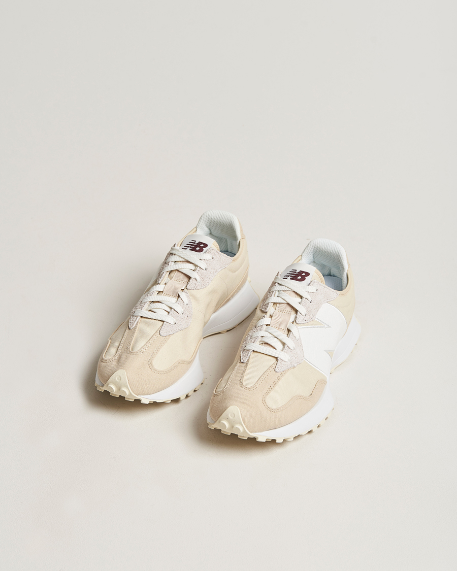 Hombres | New Balance 327 Sneakers Khaki | New Balance | 327 Sneakers Khaki