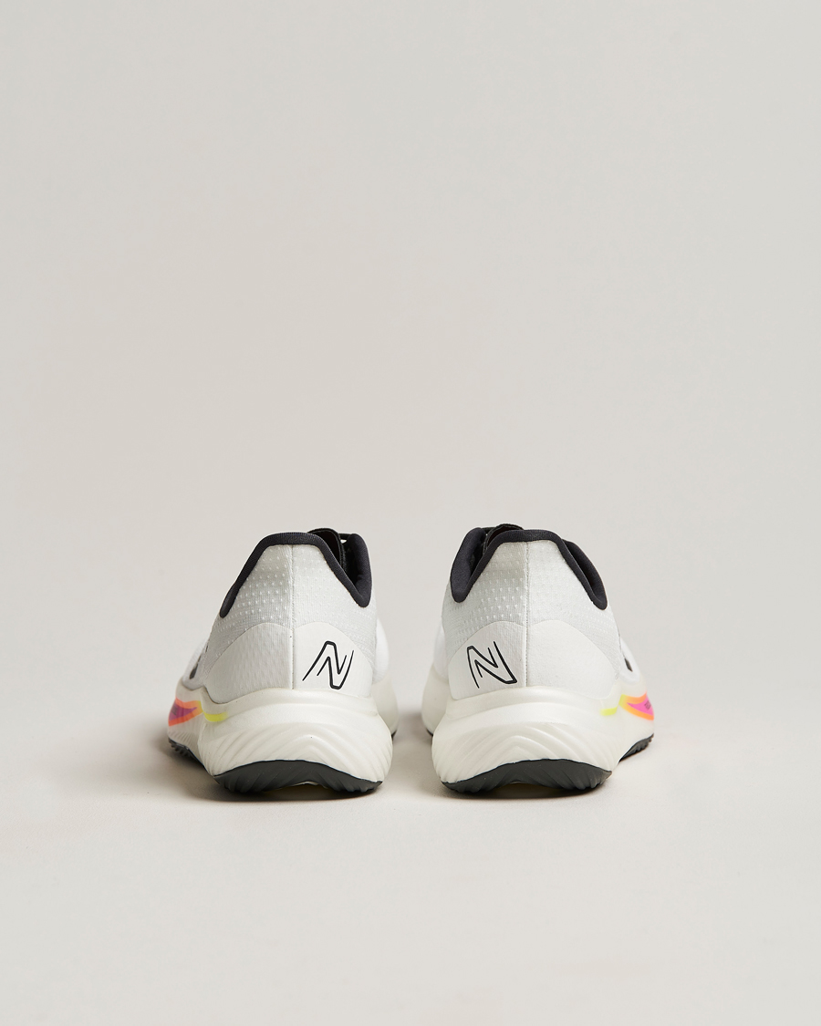 Hombres | New Balance Running FuelCell Rebel v3 White | New Balance Running | FuelCell Rebel v3 White