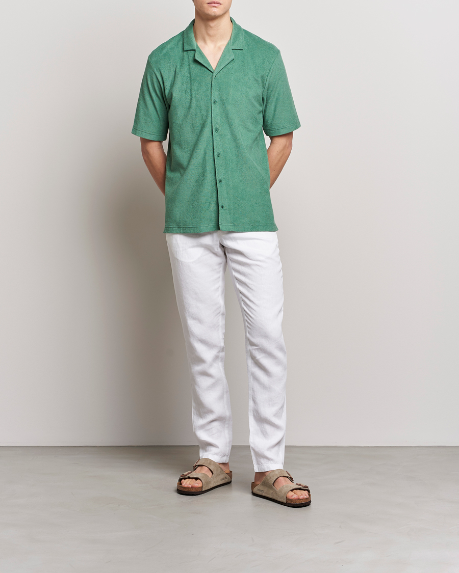 Hombres | Camisas | Sunspel | Towelling Camp Collar Shirt Thyme Green