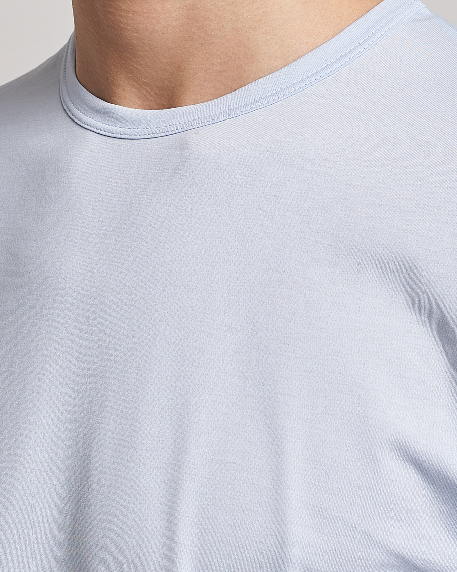 Hombres | Camisetas | Sunspel | Crew Neck Cotton Tee Pastel Blue