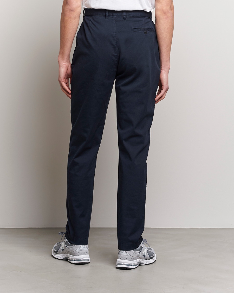 Hombres | Pantalones | Sunspel | Pleated Stretch Cotton Twill Chino Navy