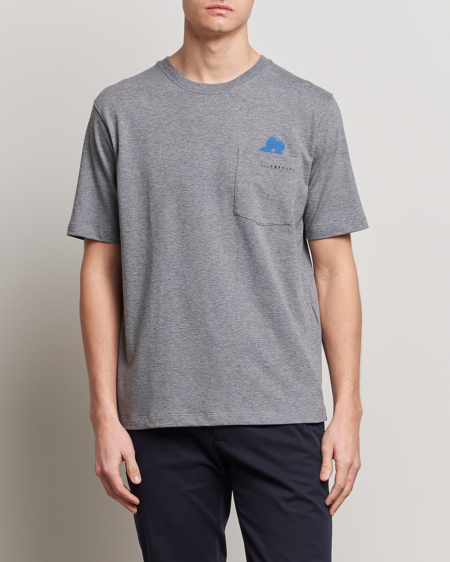 Hombres | Camisetas | Lardini | Fiore Tasca Printet Logo T-Shirt Grey