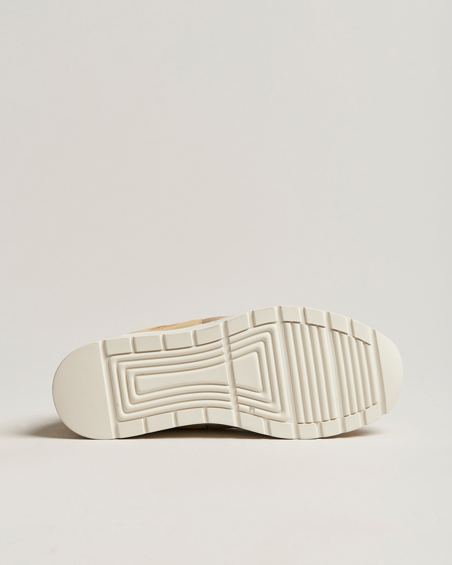 Hombres | Common Projects Cross Trainer Sneaker Tan | Common Projects | Cross Trainer Sneaker Tan