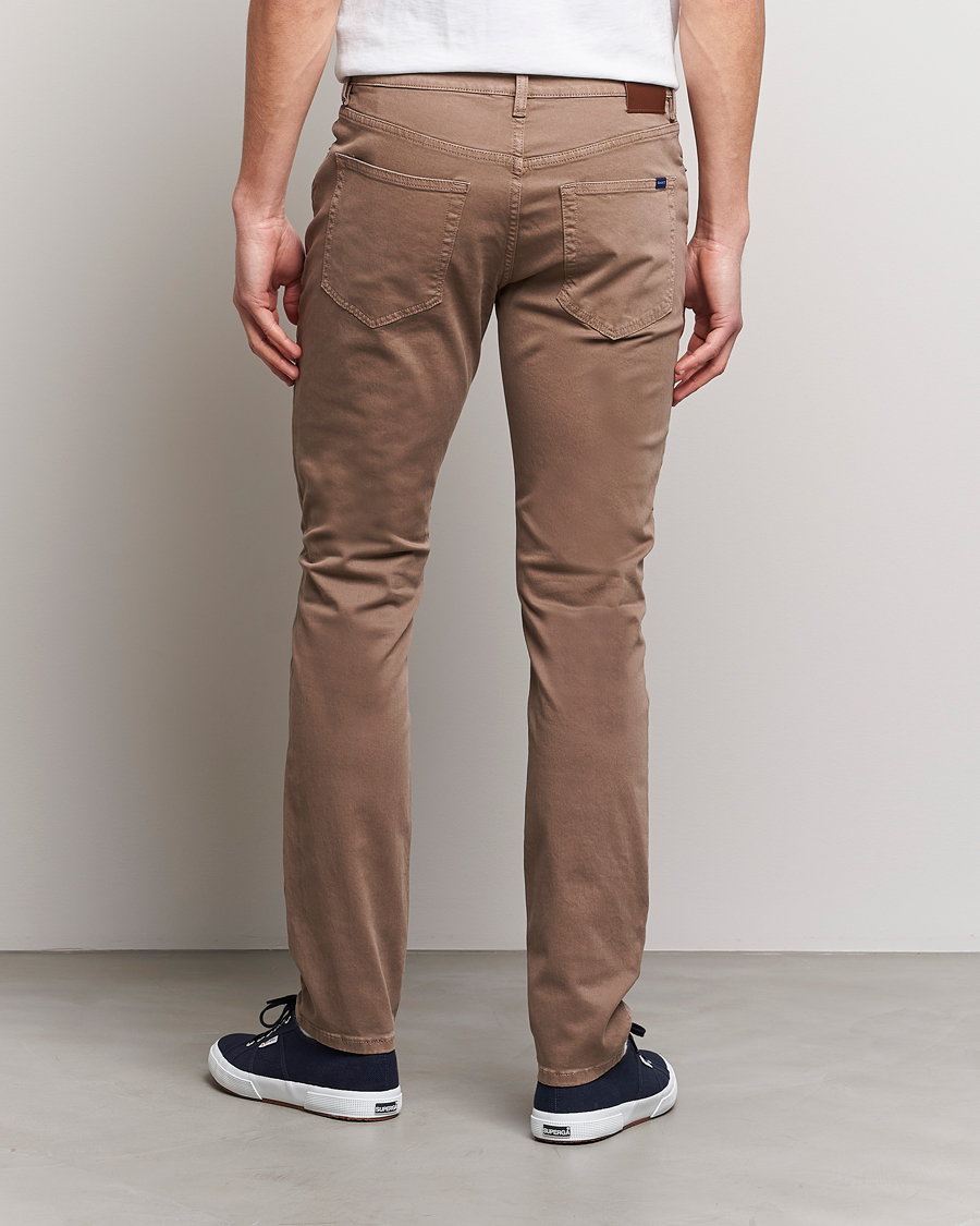 Hombres | Pantalones | GANT | Hayes Desert Jeans Desert Brown