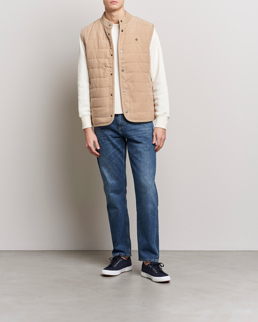 Hombres | Chalecos | Morris | Woburn Baby Cord Vest Beige