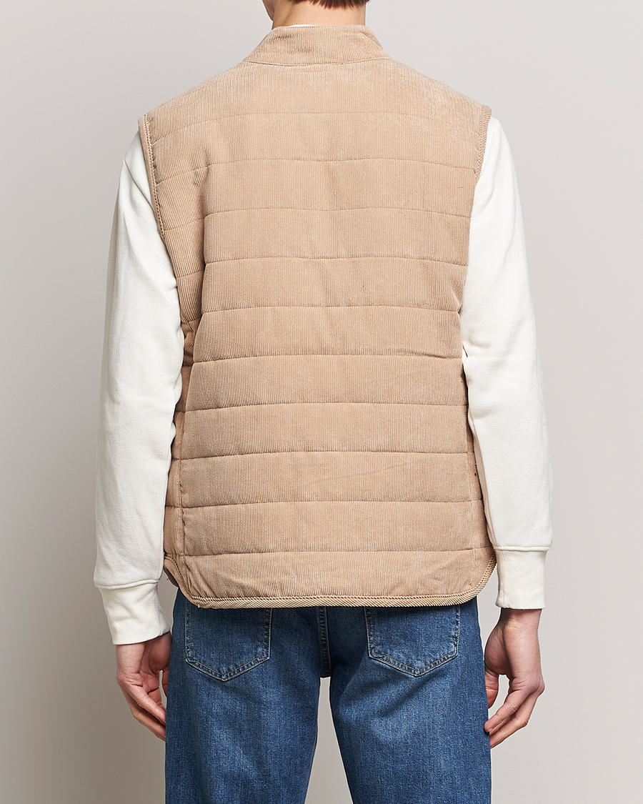 Hombres | Chalecos | Morris | Woburn Baby Cord Vest Beige