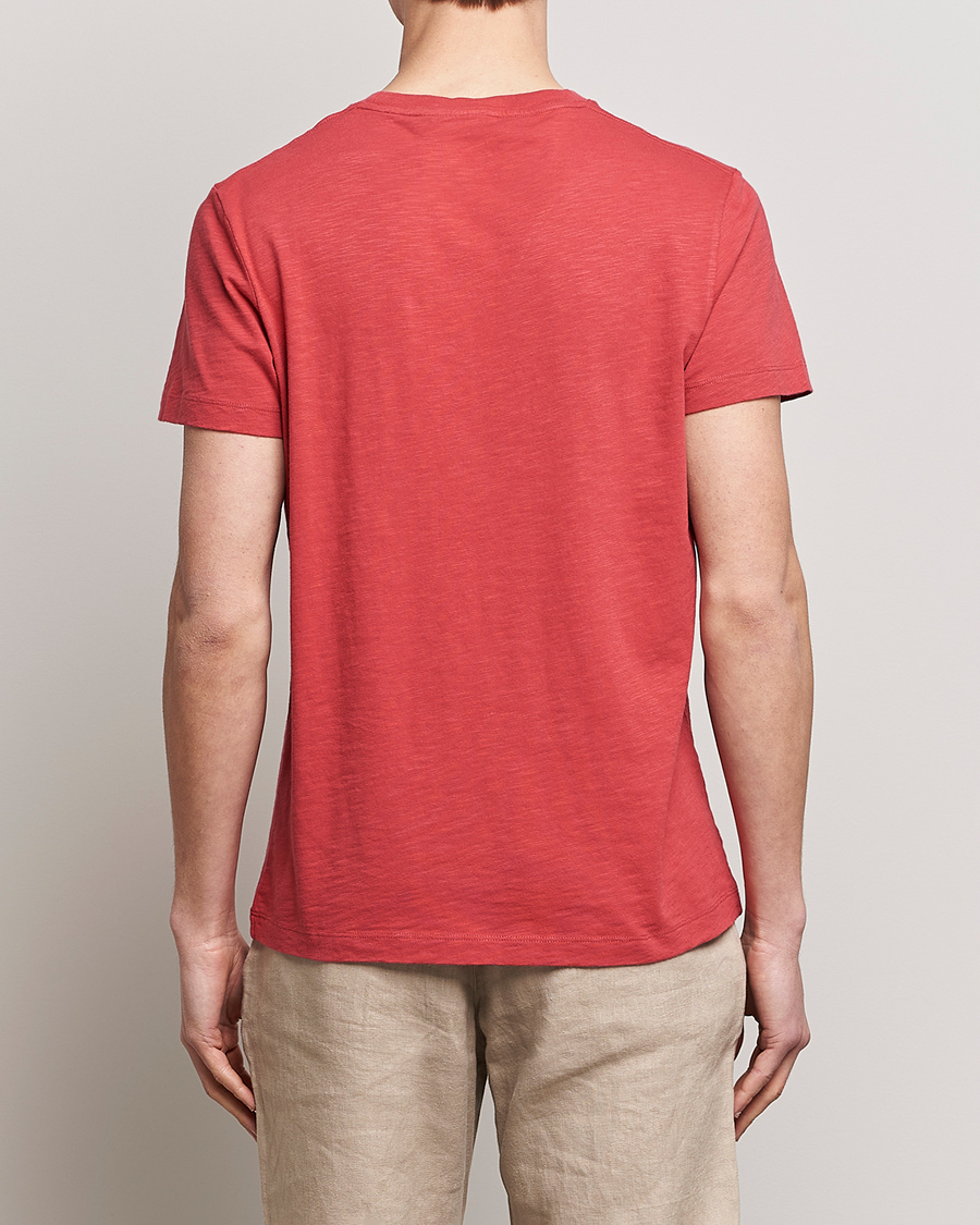 Hombres | Camisetas | Morris | Lily Slub Pocket Crew Neck Tee Red