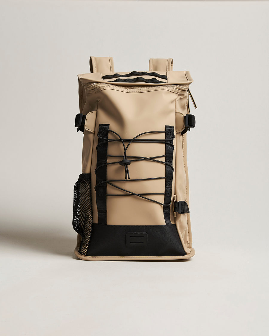 Hombres | RAINS Trail Mountaineer Backpack Sand | RAINS | Trail Mountaineer Backpack Sand