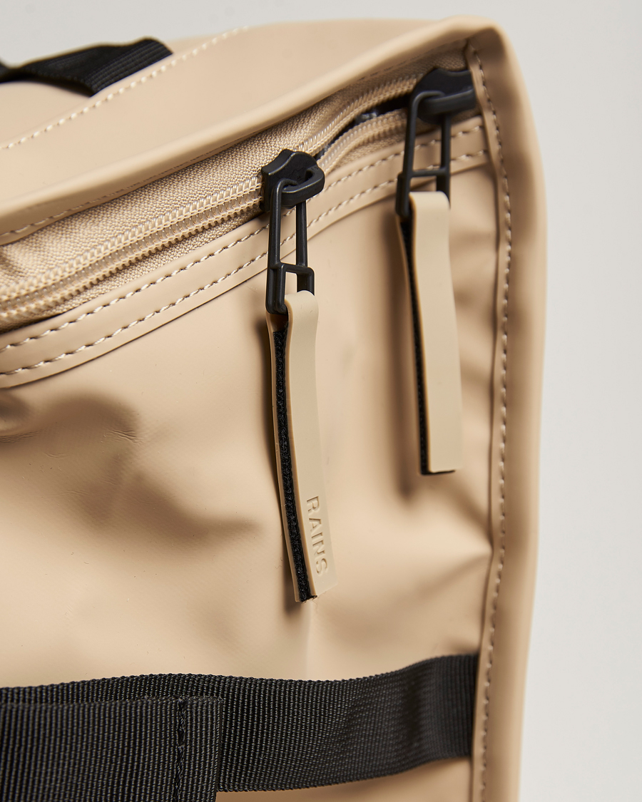 Hombres | RAINS Trail Mountaineer Backpack Sand | RAINS | Trail Mountaineer Backpack Sand