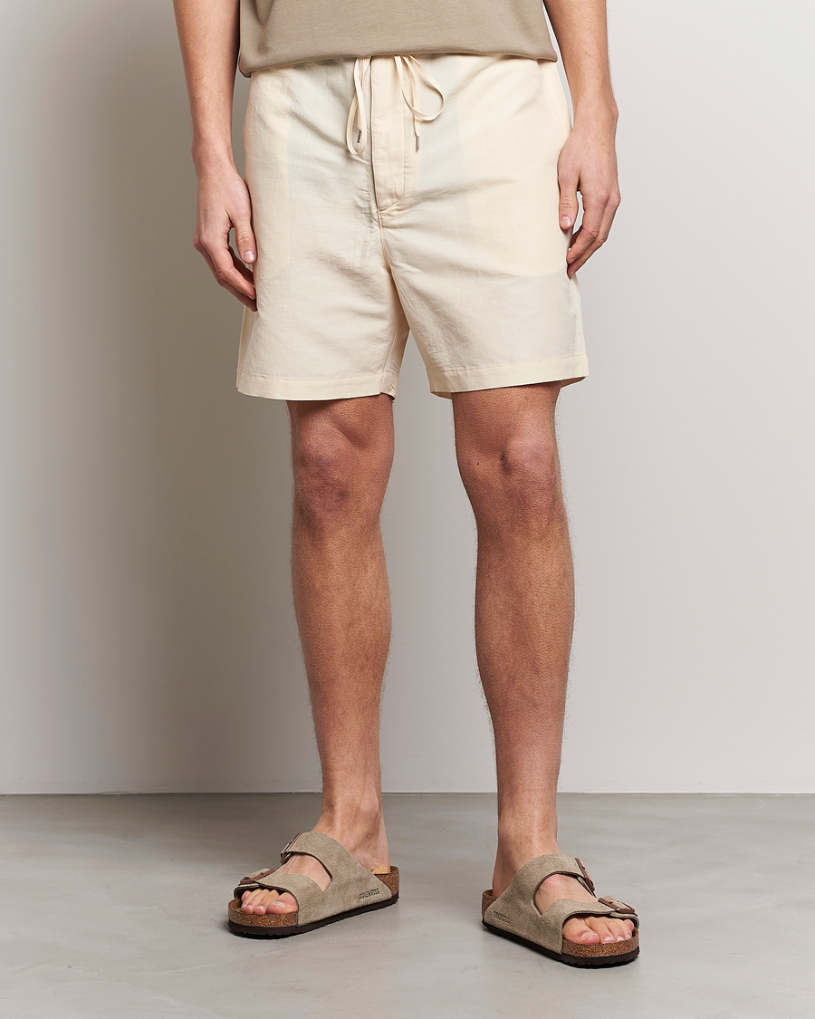 Hombres | Pantalones cortos | Auralee | Finx Linen Easy Shorts Ecru