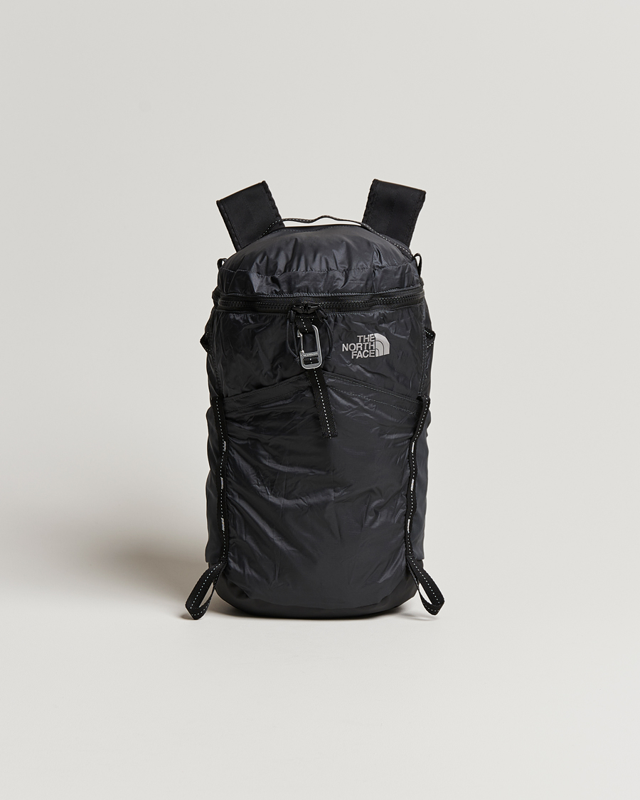 Hombres | The North Face Flyweight Daypack Black 18L | The North Face | Flyweight Daypack Black 18L
