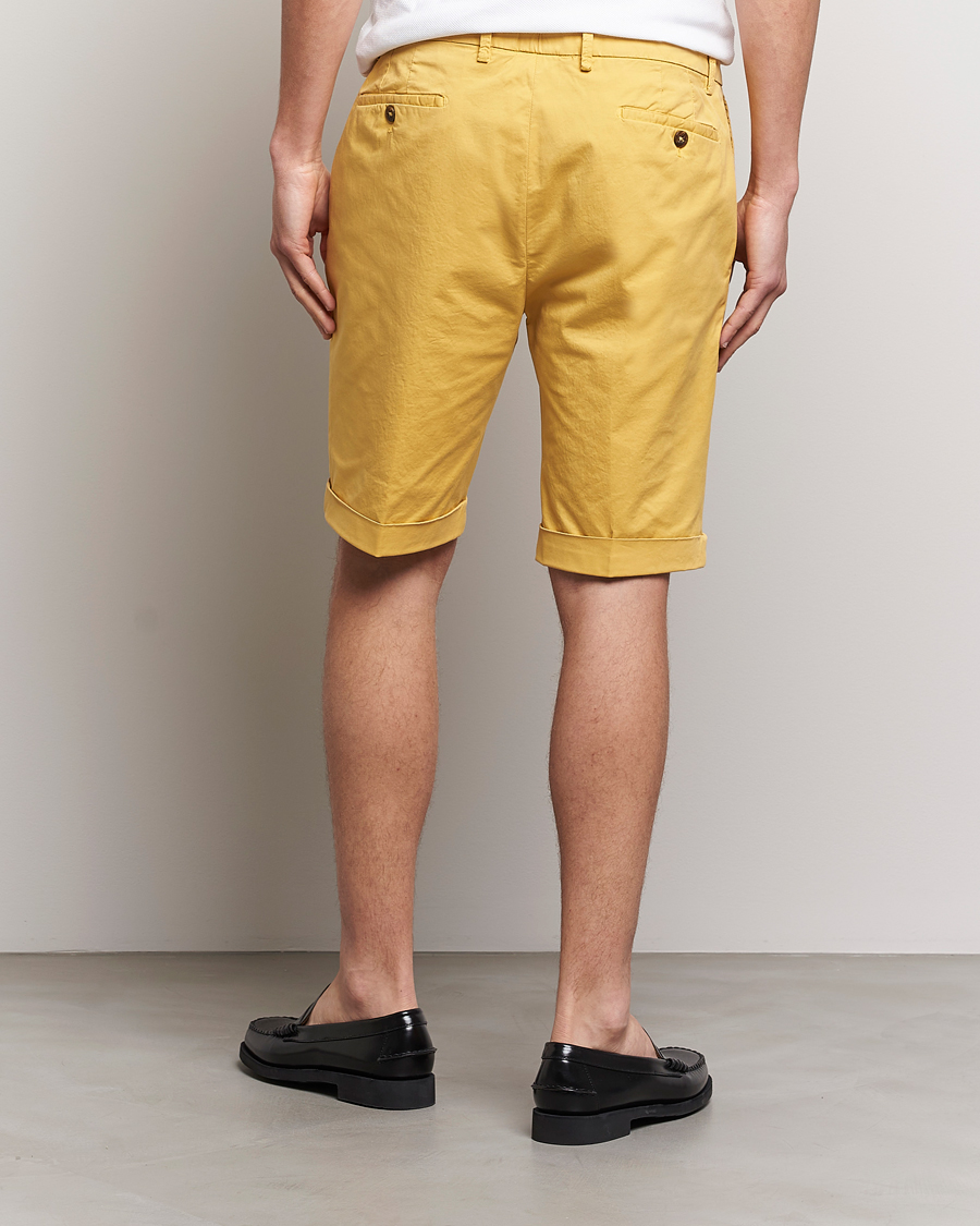 Hombres | Pantalones cortos | Briglia 1949 | Pleated Cotton Shorts Yellow