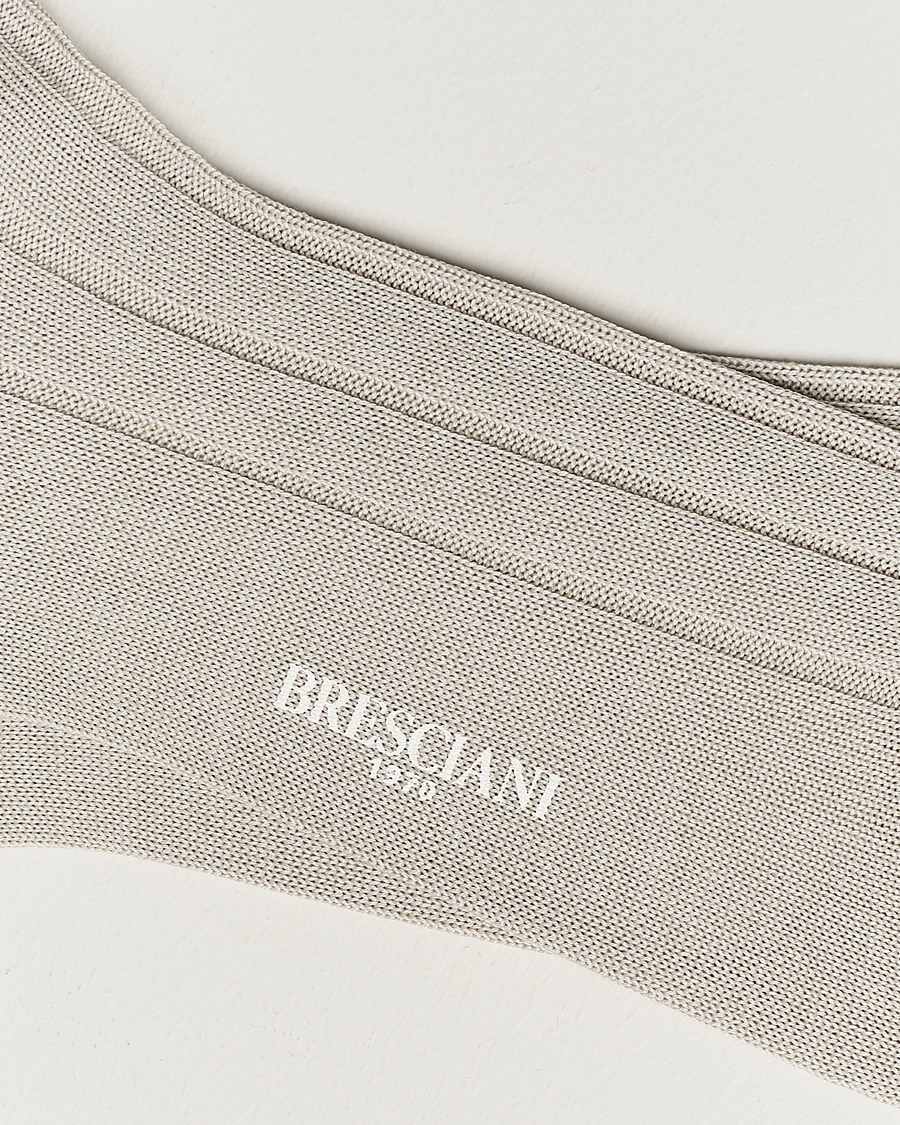 Hombres | Formal Wear | Bresciani | Wide Ribbed Cotton Socks Off White