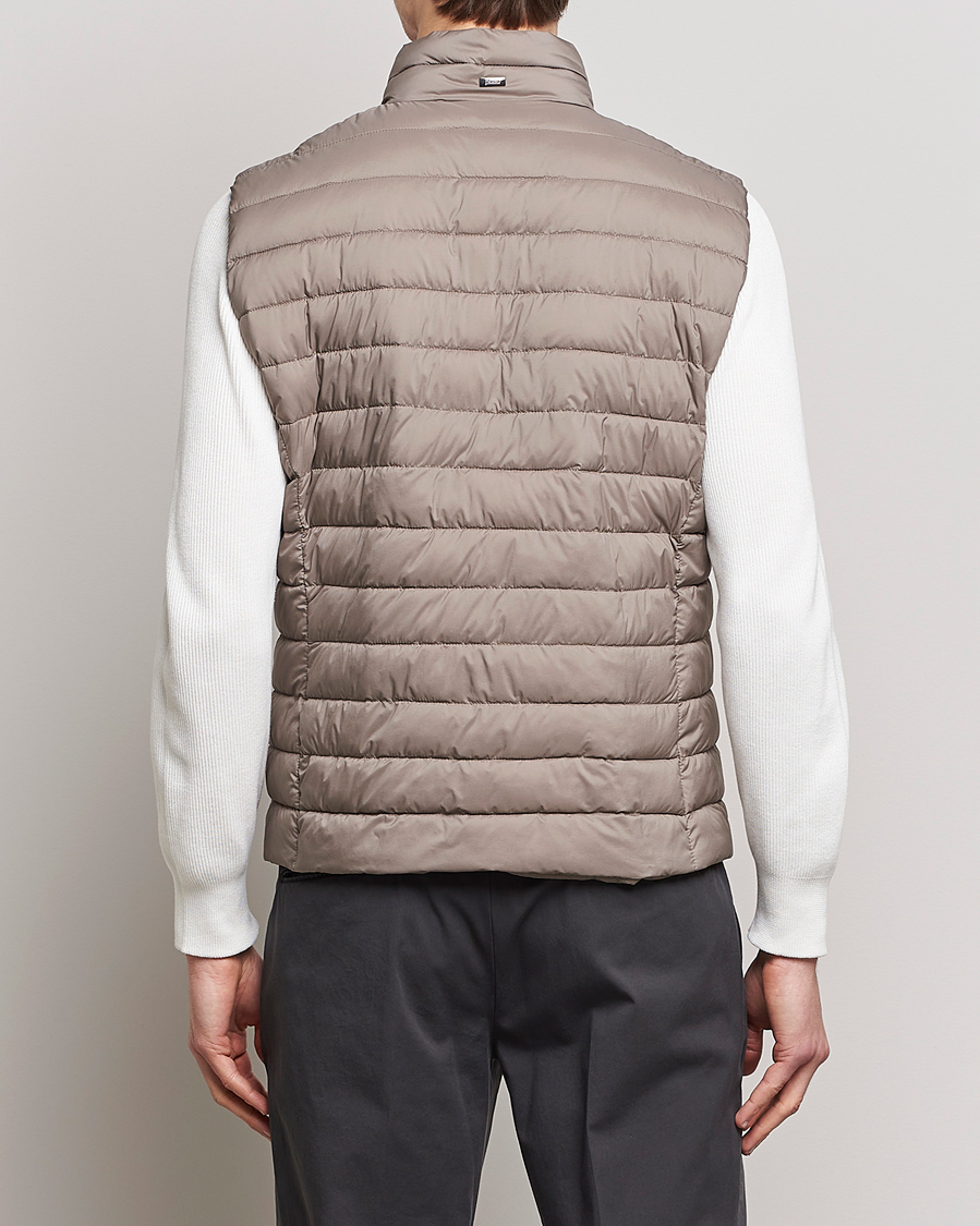 Hombres | Abrigos y chaquetas | Herno | Nuage Matt Nylon Vest Taupe