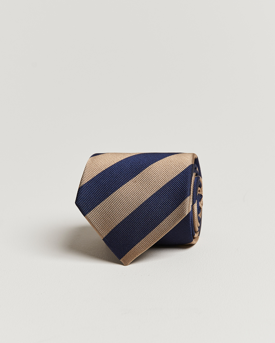 Hombres | Corbatas | Amanda Christensen | Regemental Stripe Classic Tie 8 cm Sand/Navy