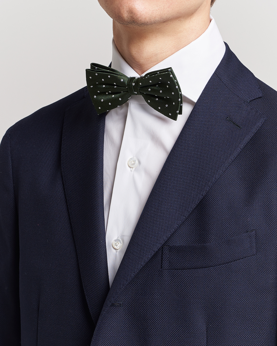 Hombres | Amanda Christensen Dot Pre Tie Silk Olive/White | Amanda Christensen | Dot Pre Tie Silk Olive/White