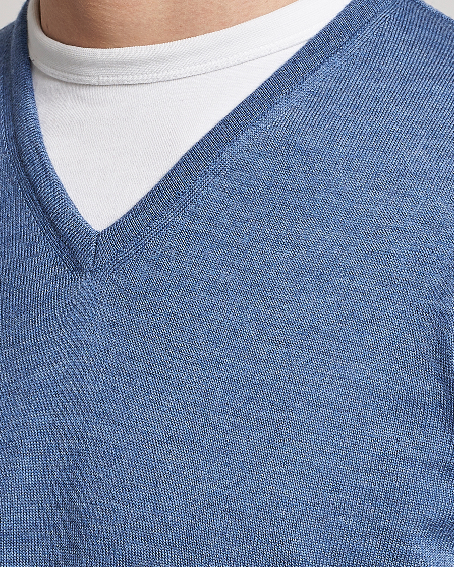 Hombres | Jerséis y prendas de punto | Stenströms | Merino Patch V-Neck Light Blue/Blue