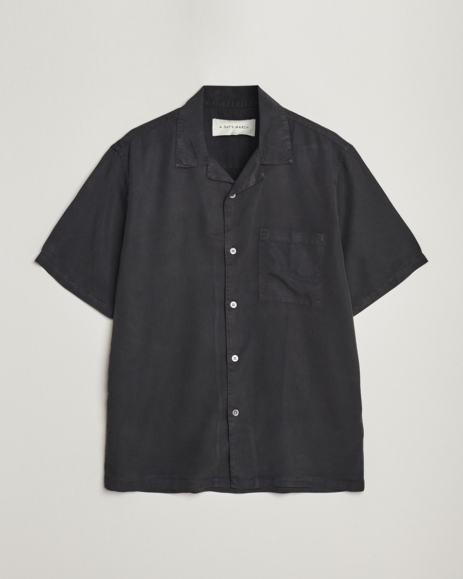 Hombres | Camisas | A Day's March | Yamu Short Sleeve Tencel Shirt Off Black