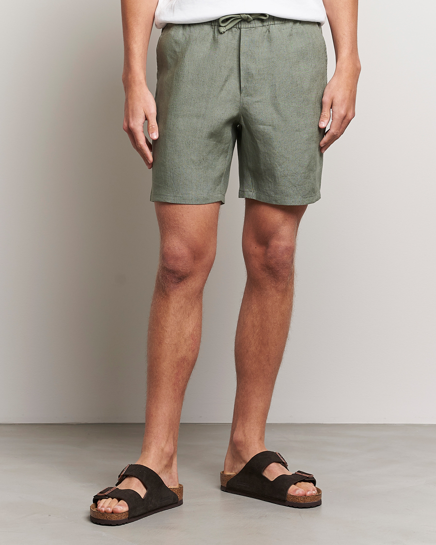 Hombres | Pantalones cortos | A Day's March | Ipu Drawstring Linen Shorts Dusty Green