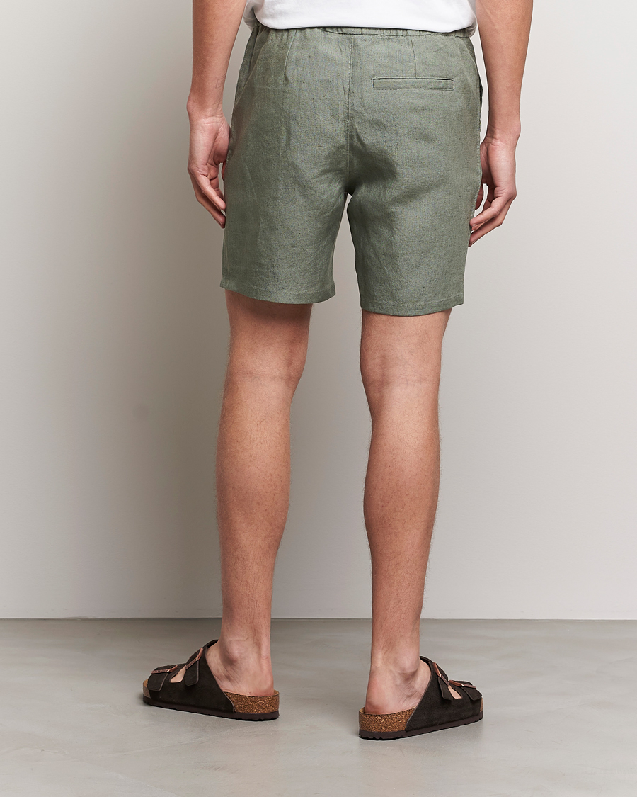 Hombres | Pantalones cortos | A Day's March | Ipu Drawstring Linen Shorts Dusty Green
