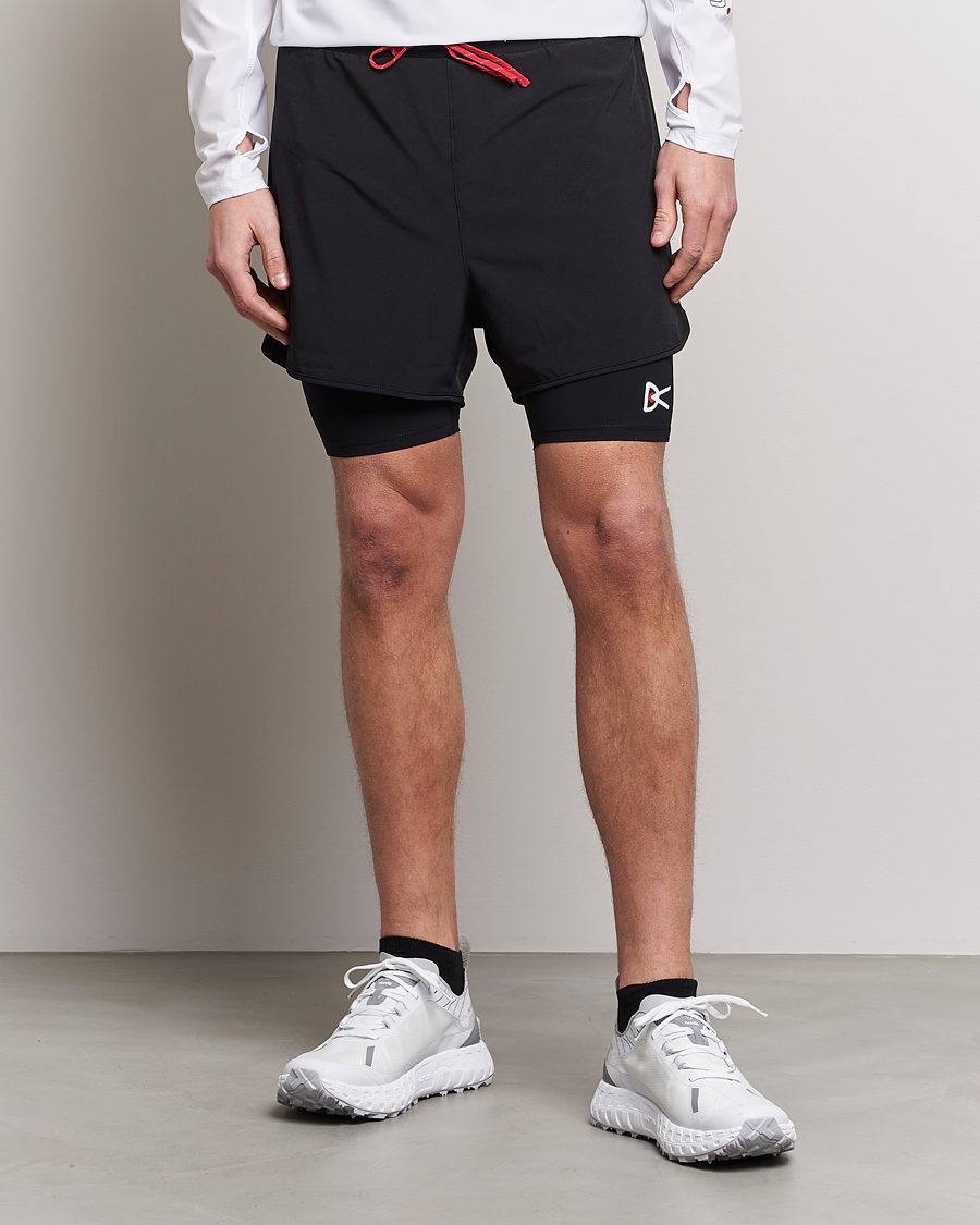 Hombres | Pantalones cortos funcionales | District Vision | Aaron Trail Shorts Black
