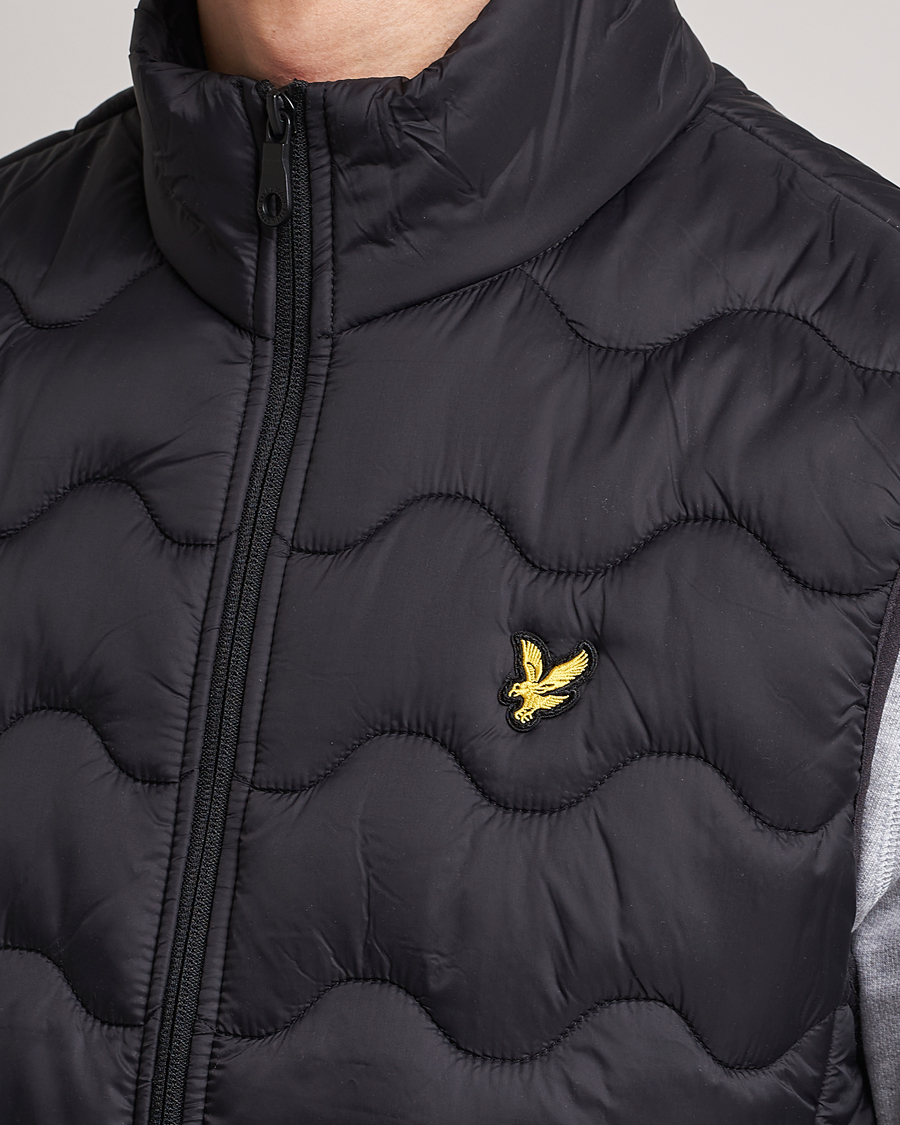 Hombres | Chalecos | Lyle & Scott | Crest Quilted Gilet Vest Black