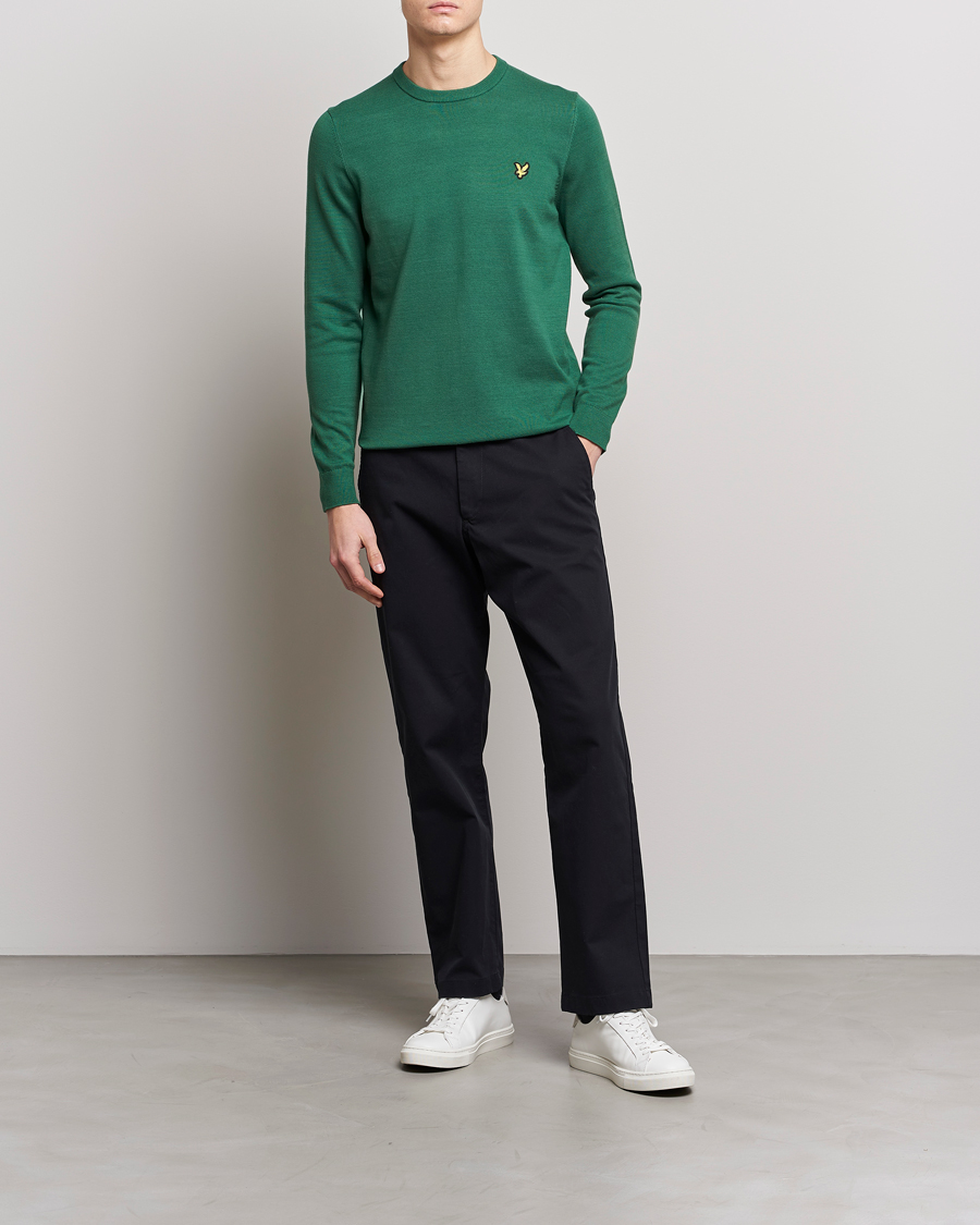 Hombres | Jerséis y prendas de punto | Lyle & Scott | Crew Neck Cotton Sweater English Green