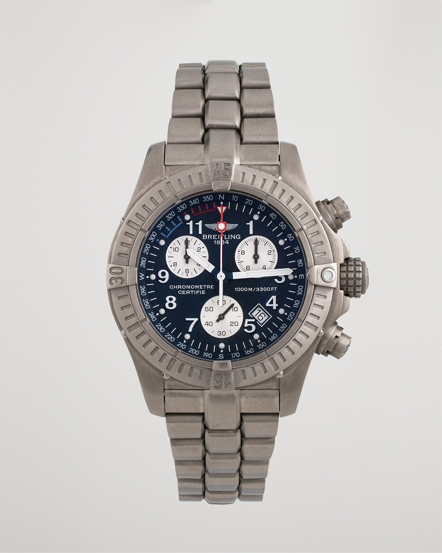 Hombres | Pre-Owned & Vintage Watches | Breitling Pre-Owned | AvengerM1 E73360 Titan Blue