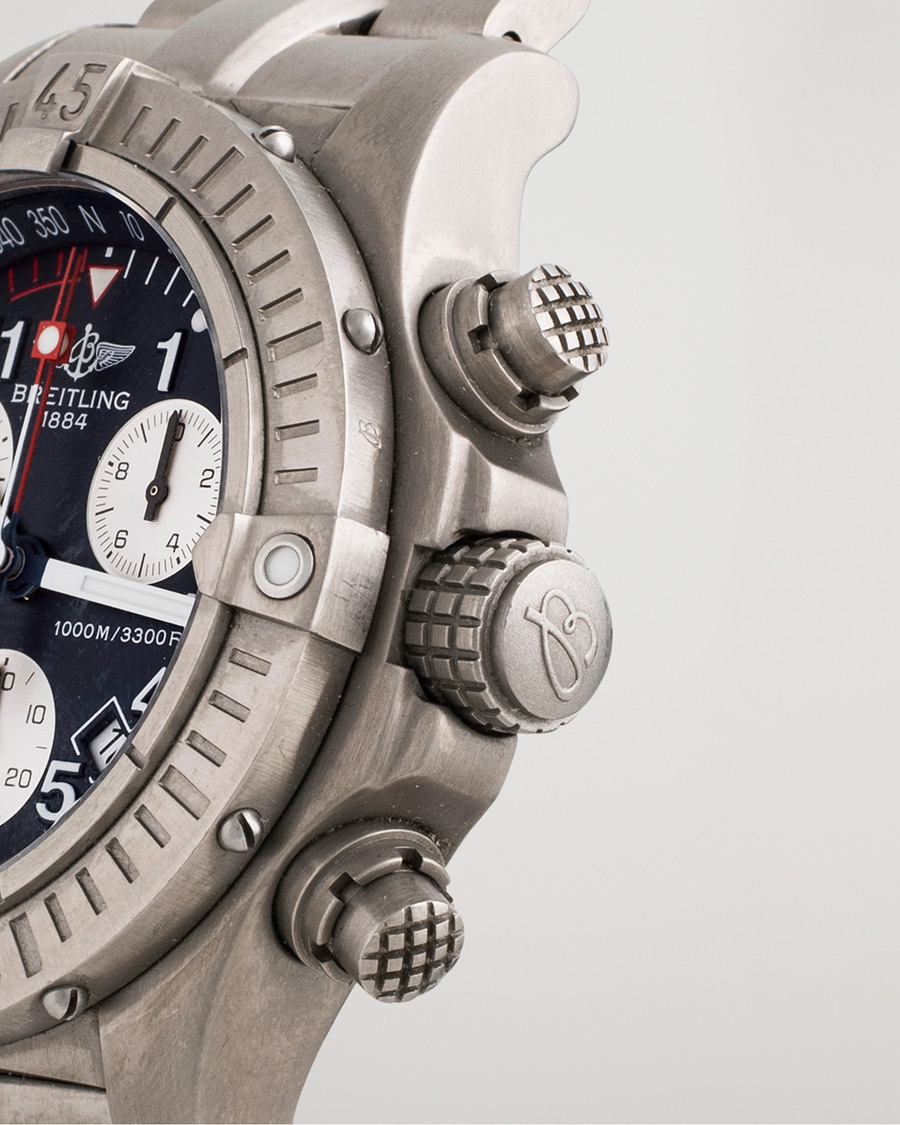 Hombres | Pre-Owned & Vintage Watches | Breitling Pre-Owned | AvengerM1 E73360 Titan Blue