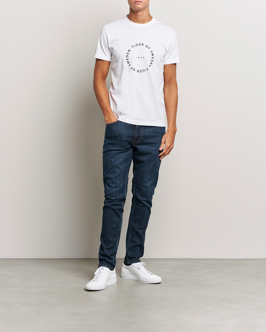 Hombres | Camisetas | Tiger of Sweden | Dillan Crew Neck Logo T-Shirt Pure White