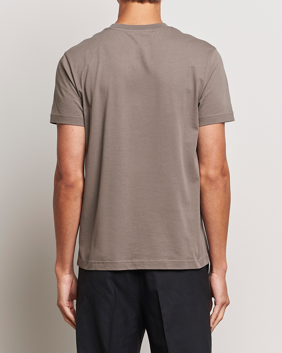 Hombres | Camisetas | Tiger of Sweden | Dillan Crew Neck T-Shirt Dark Stone