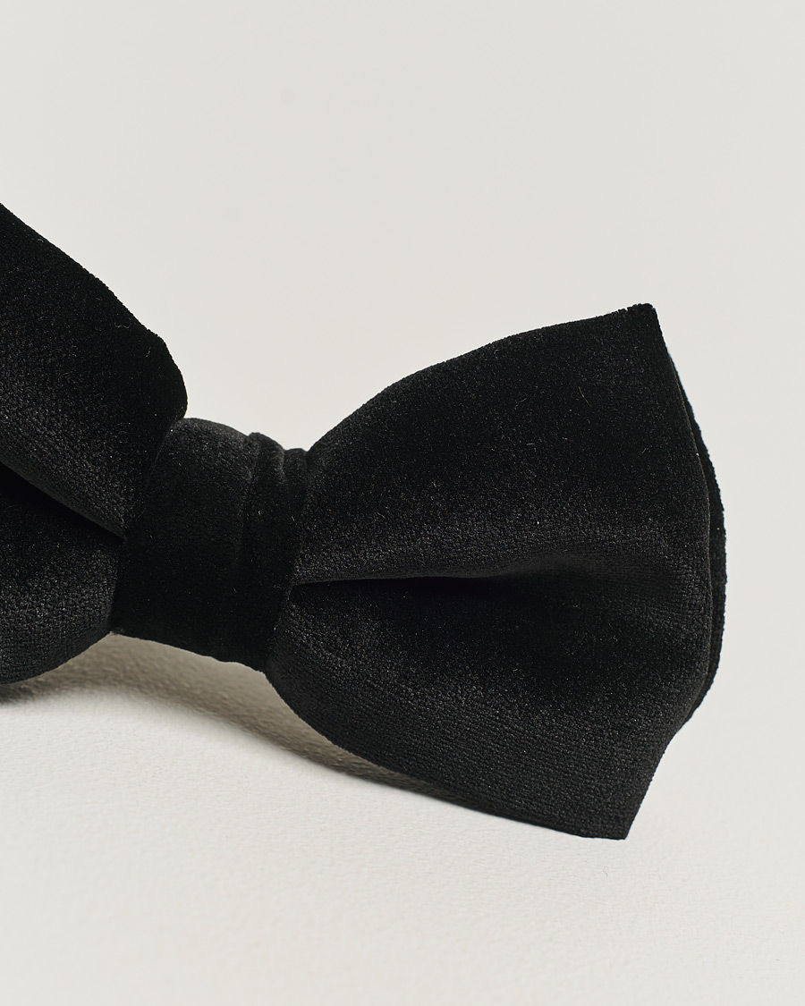 Hombres | Eton Pre-Tied Velvet Bow Tie Black | Eton | Pre-Tied Velvet Bow Tie Black