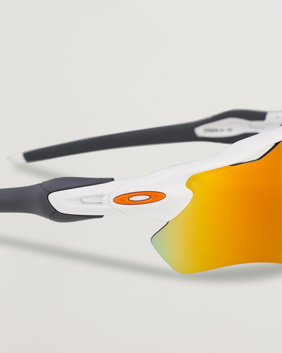 Oakley Radar EV Path Sunglasses Polished White en CareOfCarl.es