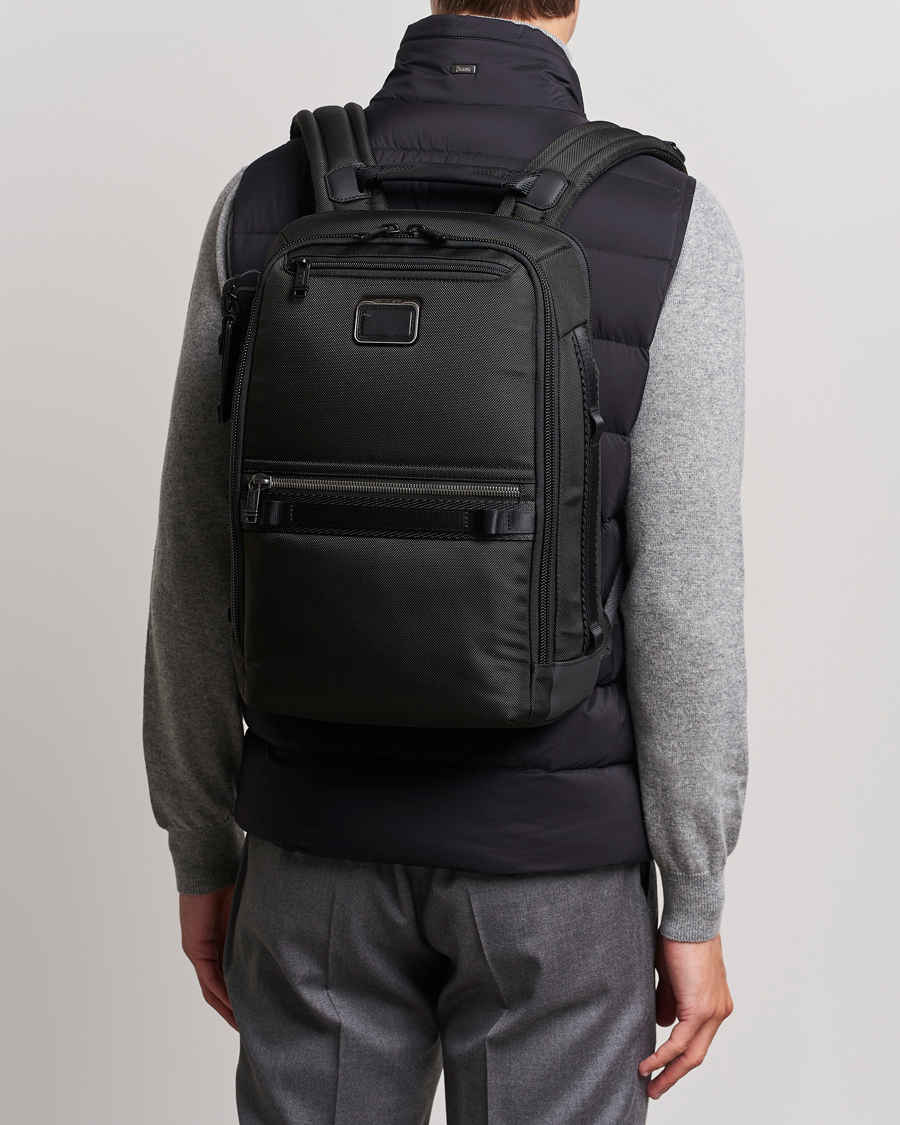 Hombres | Mochilas | TUMI | Alpha Bravo Dynamic Backpack Black