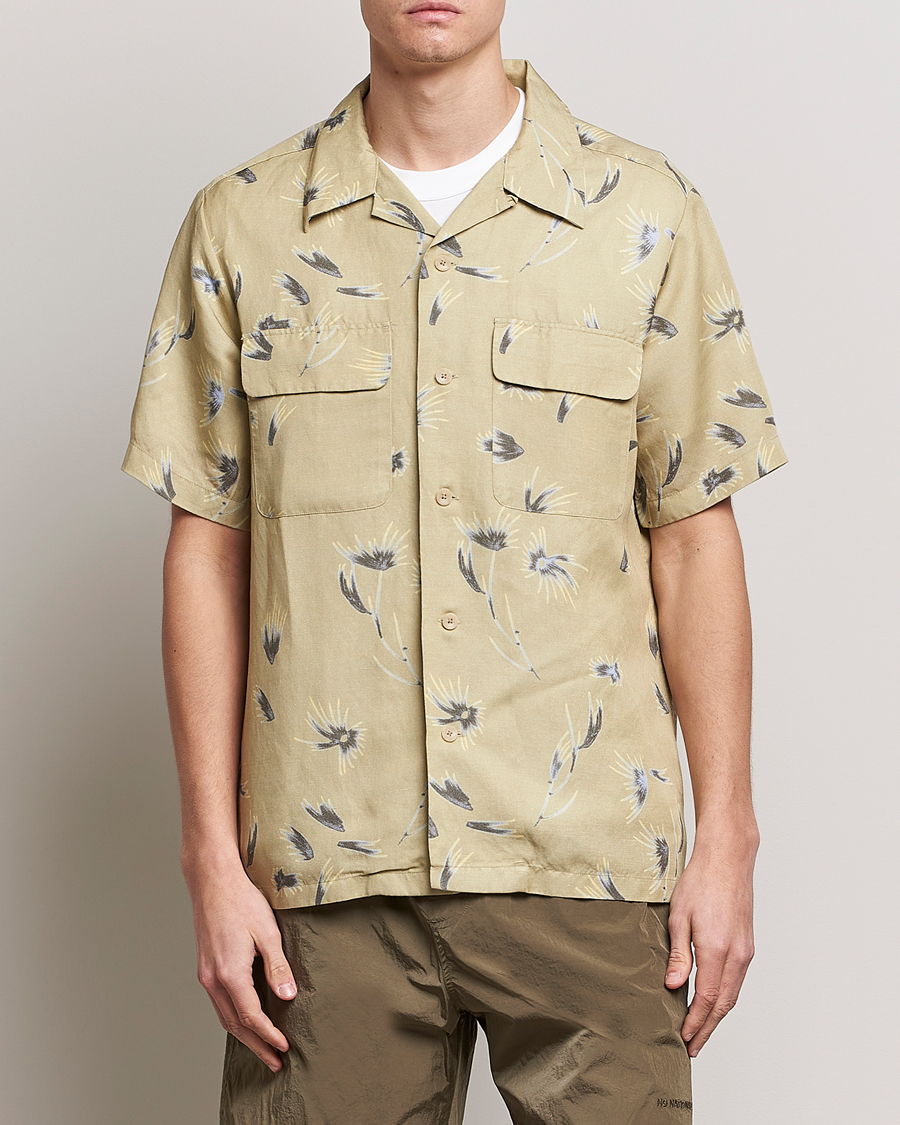 Hombres | Camisas | NN07 | Daniel Short Sleeve Tencel/Linen Printed Shirt Pale Olive