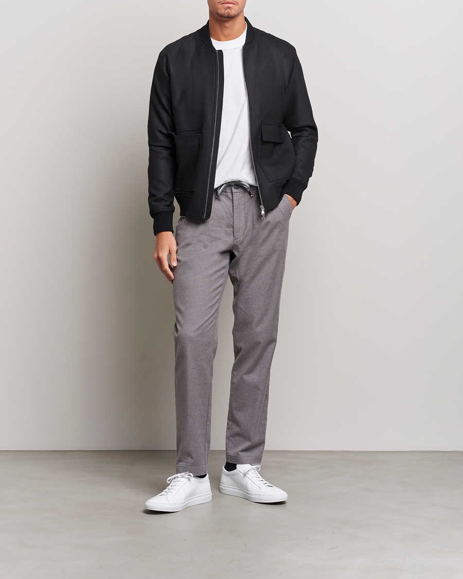 Hombres | Pantalones | BOSS BLACK | Kane Pleated Drawstring Trousers Silver