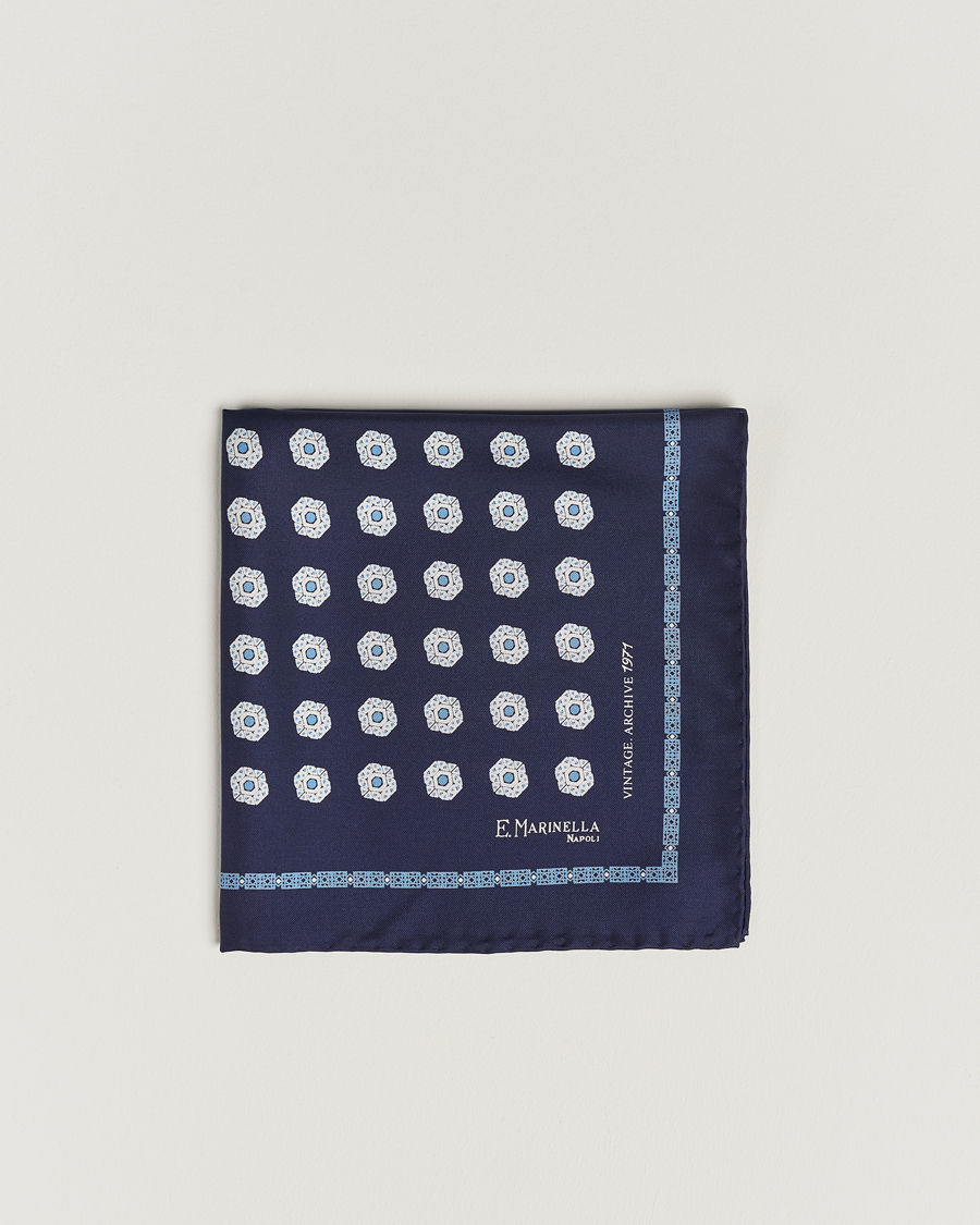 Hombres | E. Marinella Printed Silk Pocket Square Navy | E. Marinella | Printed Silk Pocket Square Navy