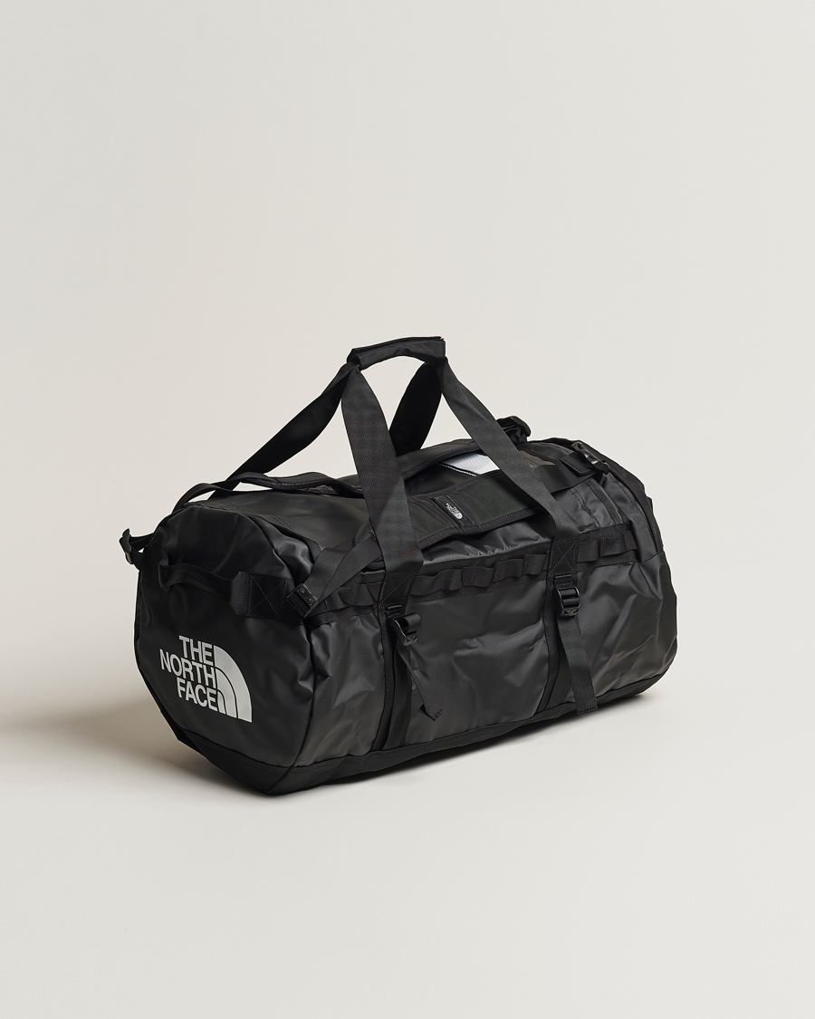 The North Face Base Camp Duffel M Black en CareOfCarl.es