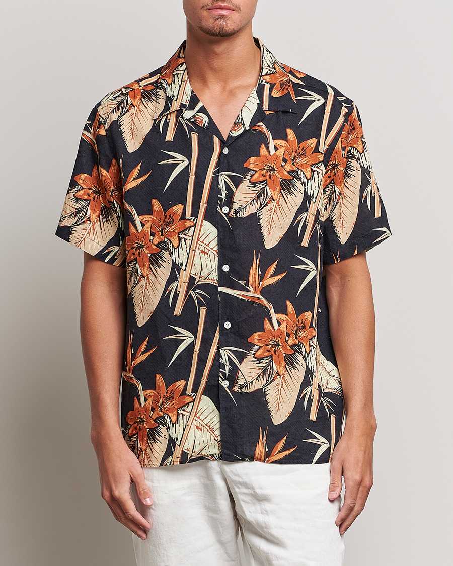 Hombres | Camisas | J.Lindeberg | Elio Tropical Print Short Sleeve Shirt Navy
