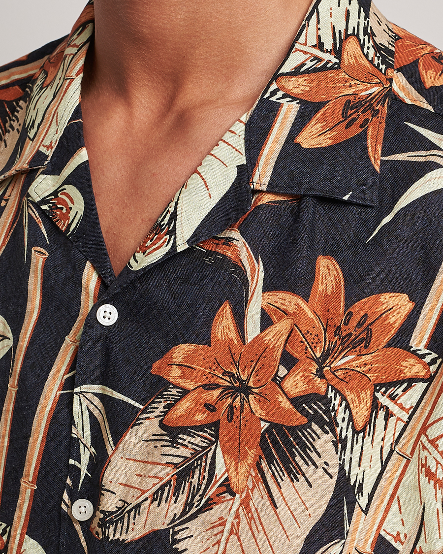 Hombres | Camisas | J.Lindeberg | Elio Tropical Print Short Sleeve Shirt Navy